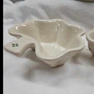 LONGABERGER Pottery Woven Traditions Heritage Green Shamrock Dish